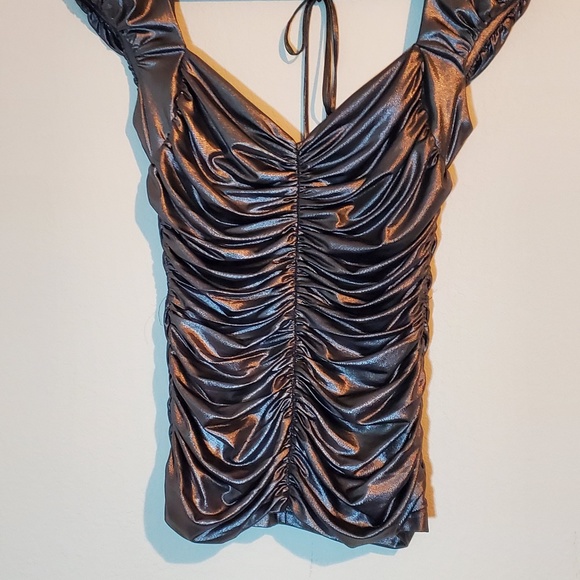 BeBe Silver Metallic Gray Ruffled Bodycon Top - Picture 3 of 6